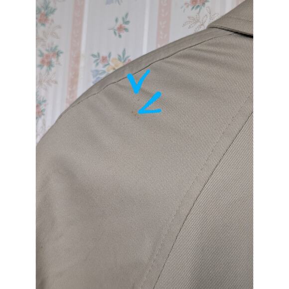 Vtg London Fog Mini Trench Coat WOMENS SIZE L PET Beige Rain Overcoat Dressy - Picture 11 of 11